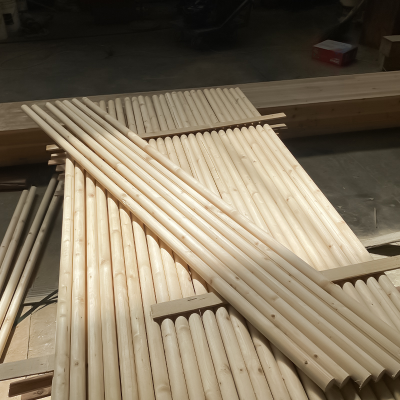 Spruce Round Glulam Column